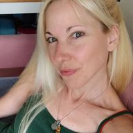 Naty, 43