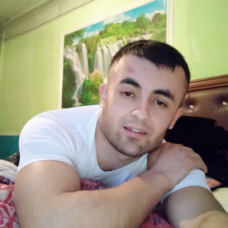 Дамир, 31