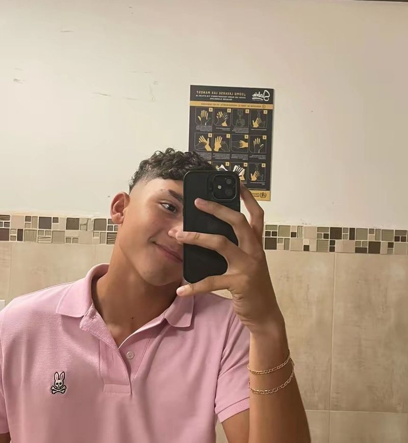 Joseth, 24
