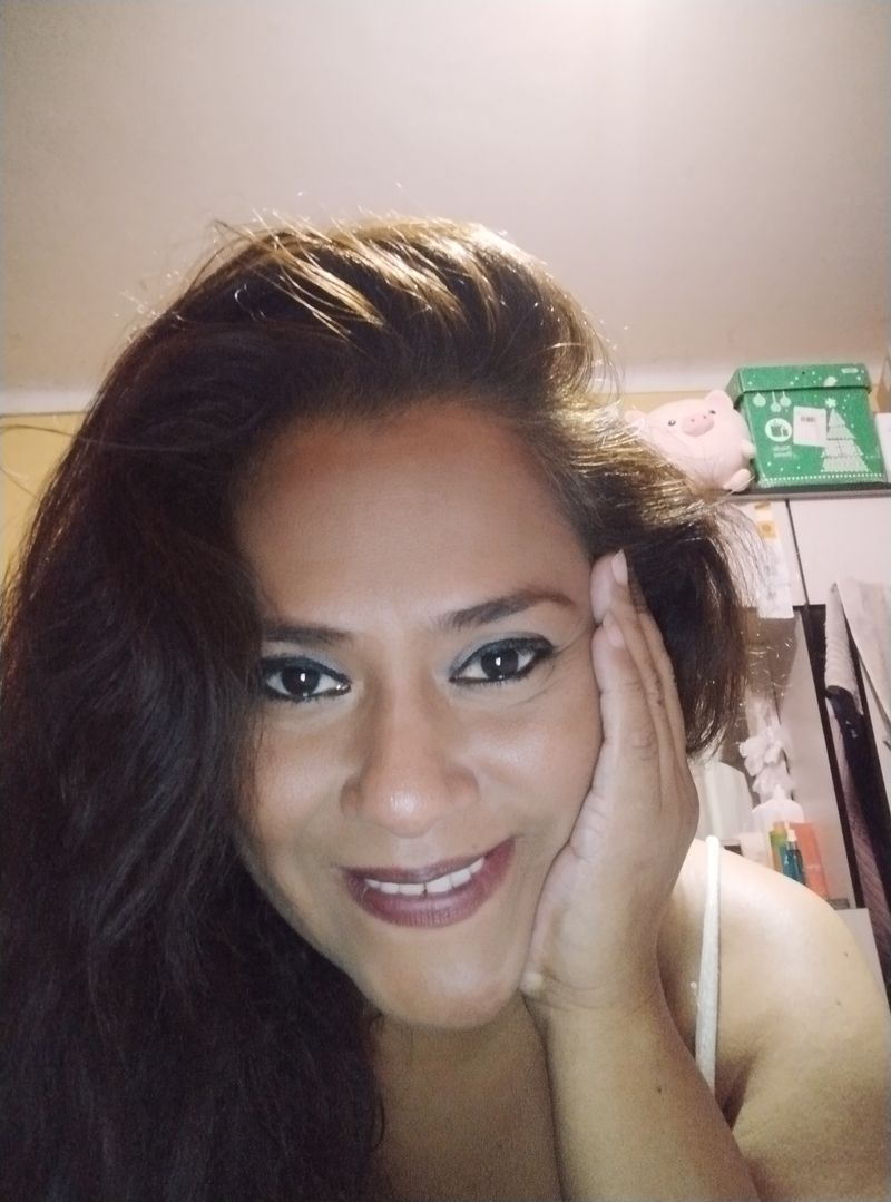 Andrea, 46