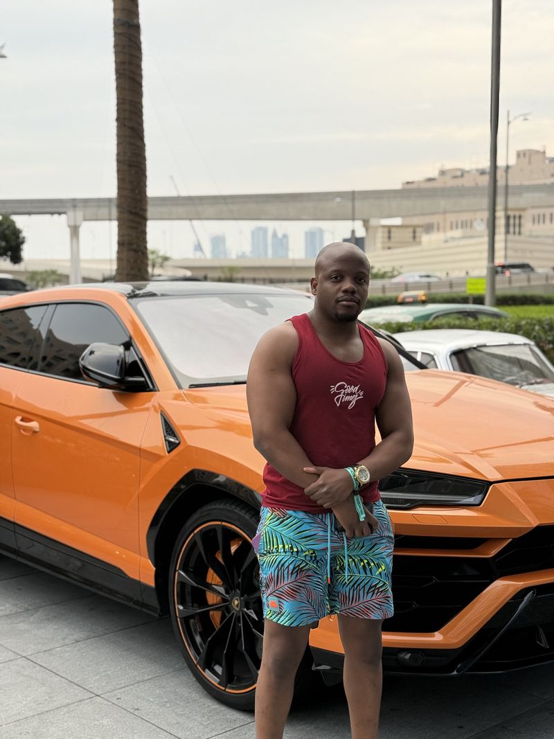 Sam, 29