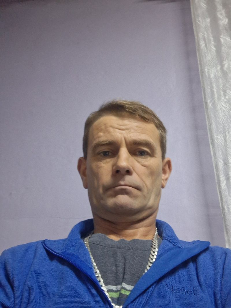 Mariusz, 48