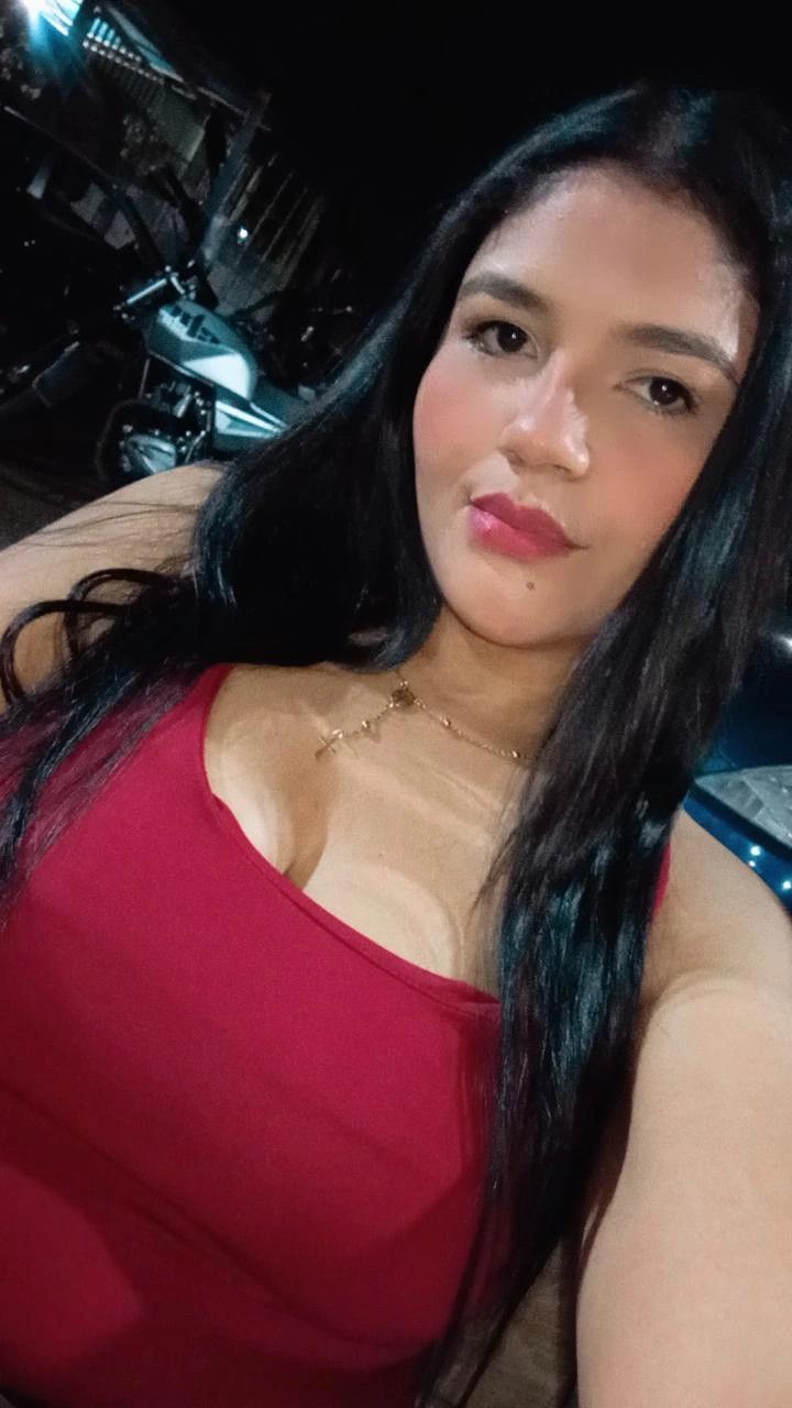 Arianny, 30