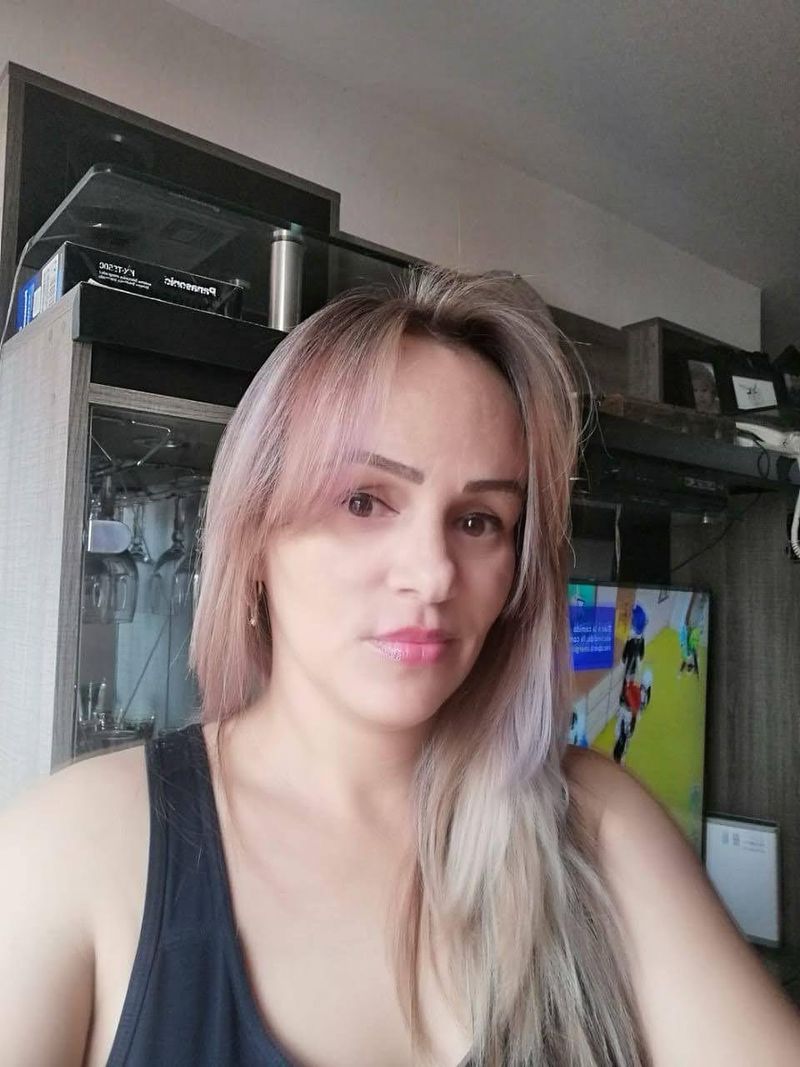 Mariana, 45