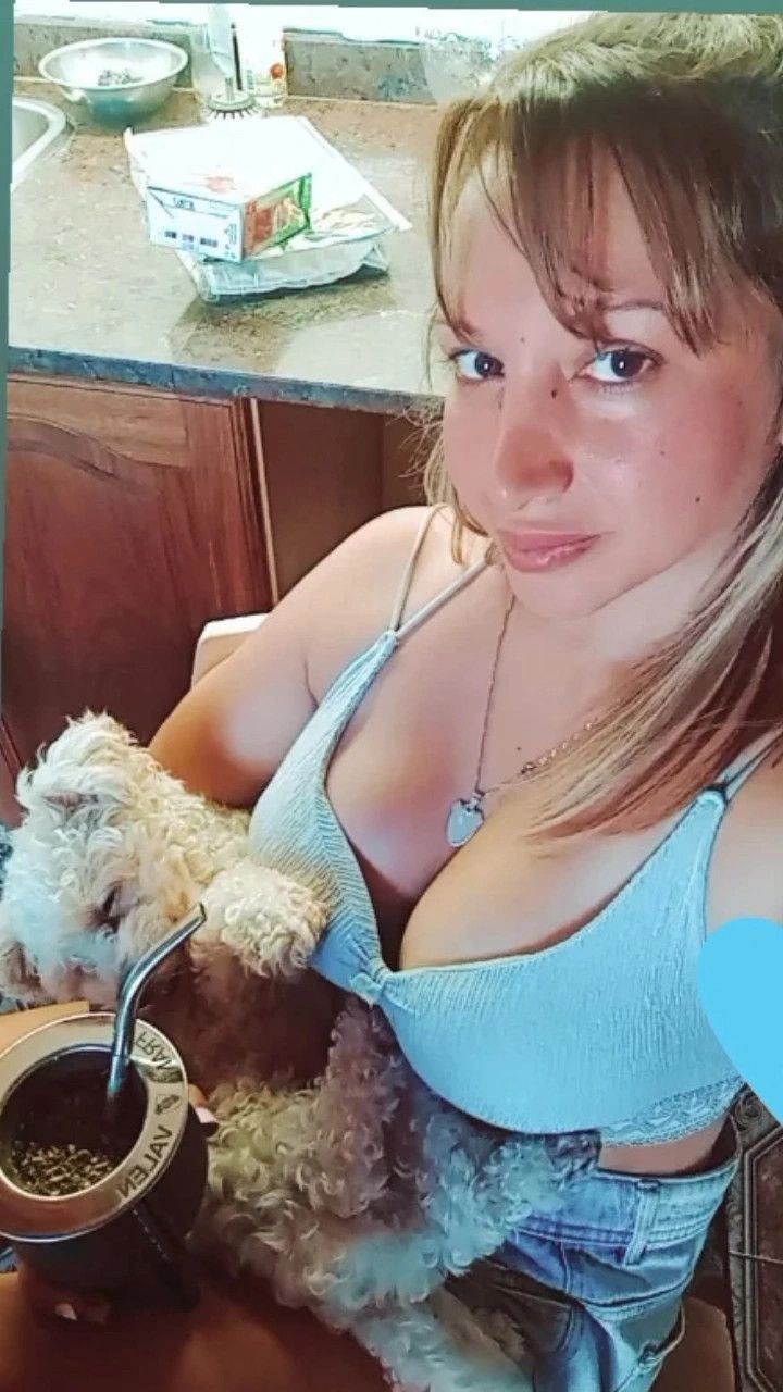 Carolina, 36
