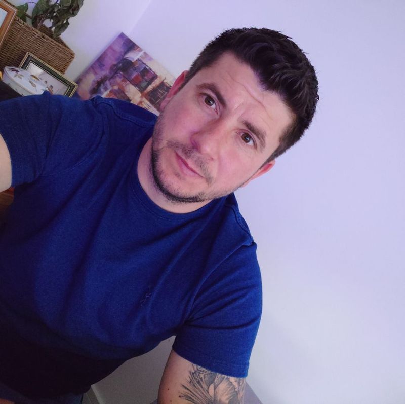 Daniel, 35