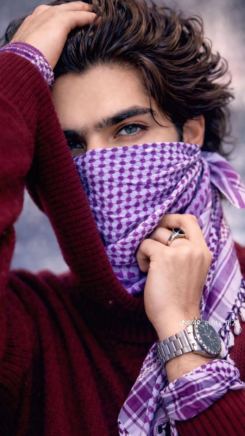 Raja, 19