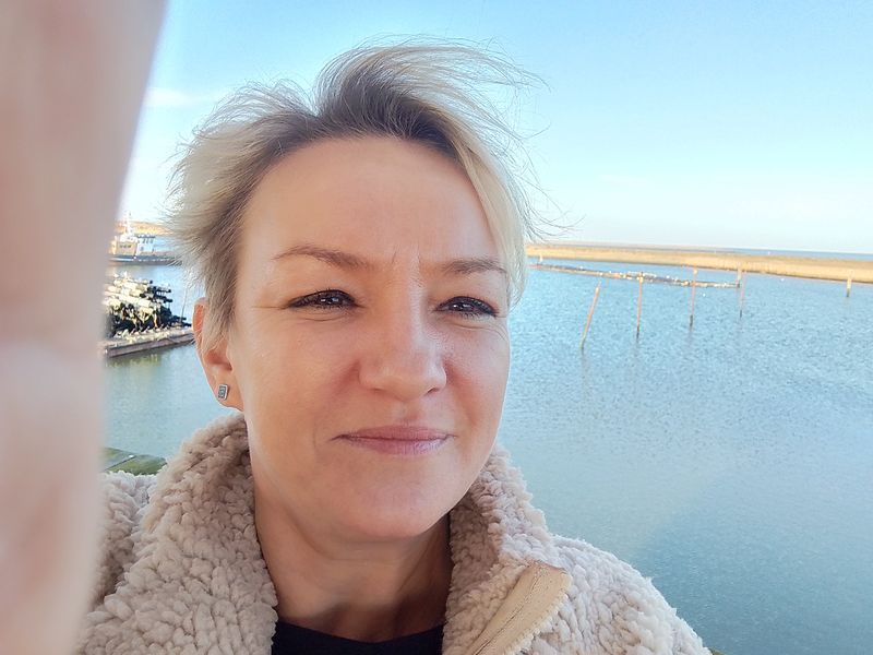 Maria, 45