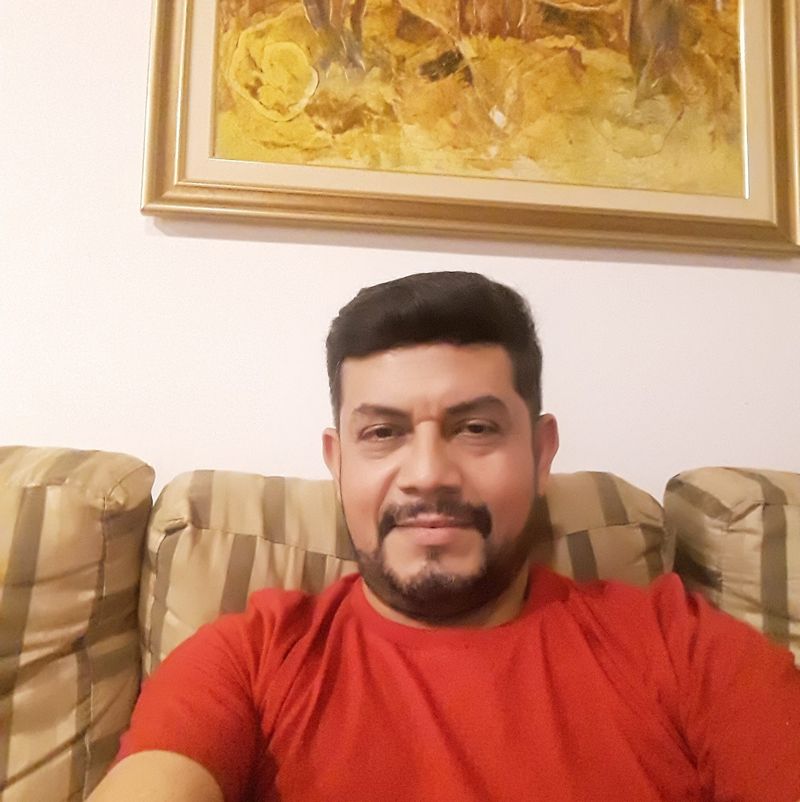 Victor, 50