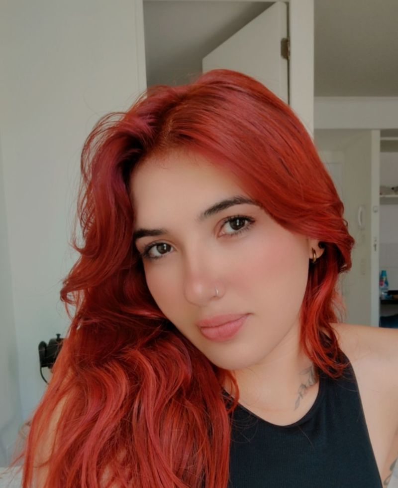 Taty, 25