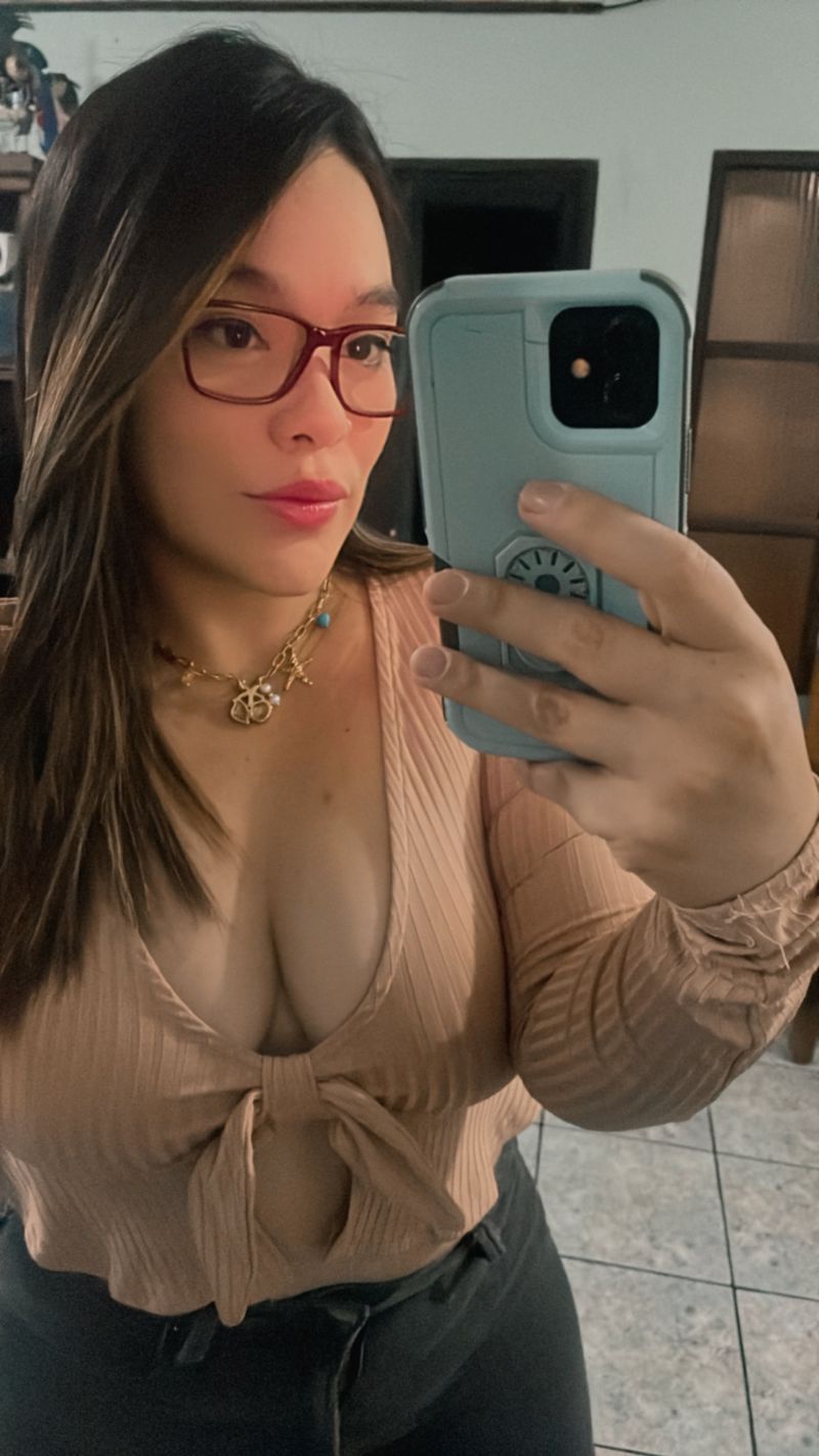 Ileana, 31