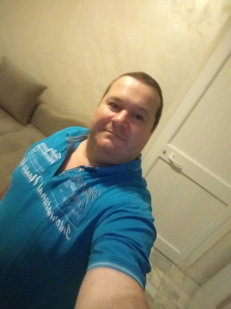 Bonnet, 49