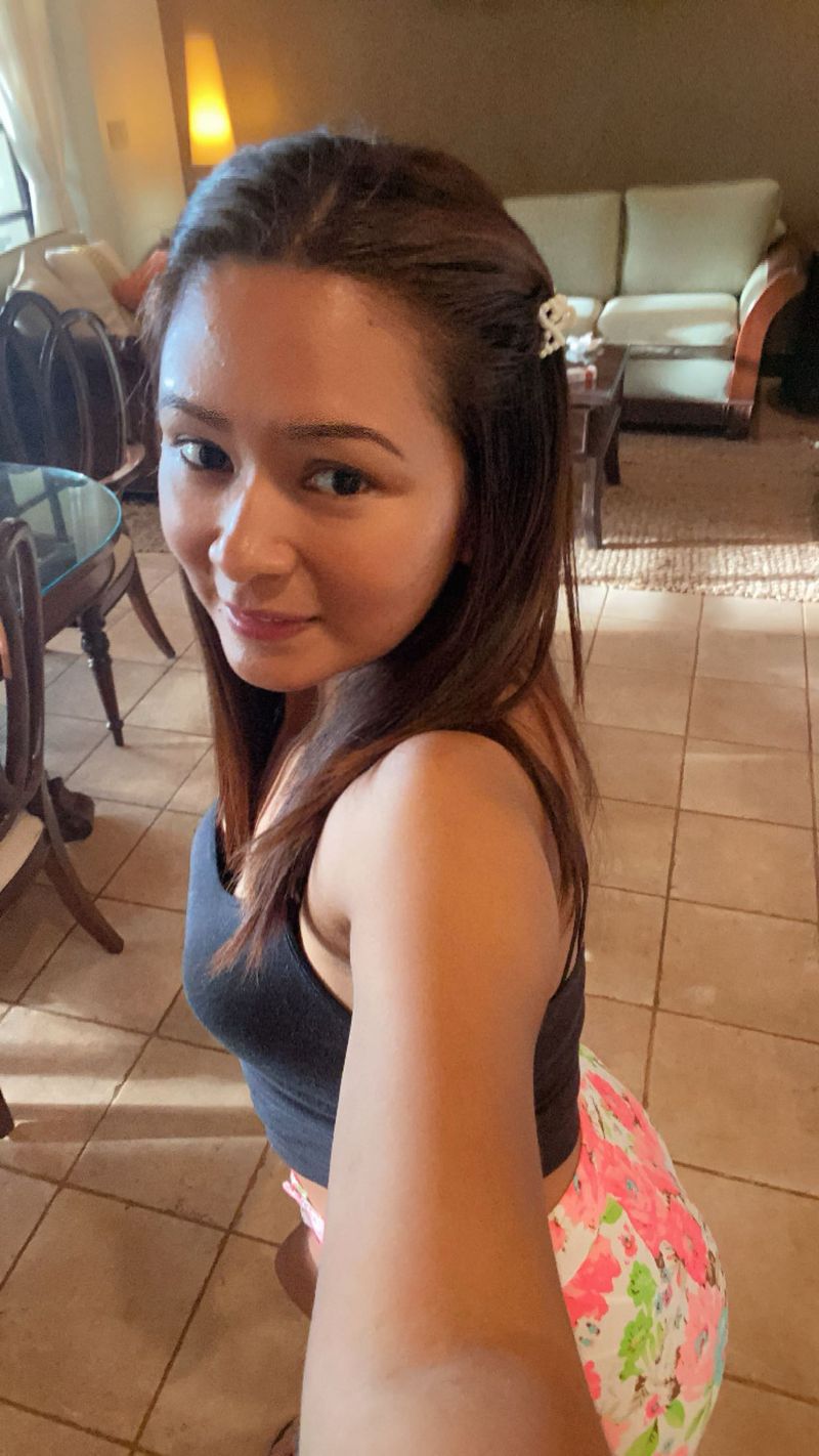 Marcela, 27