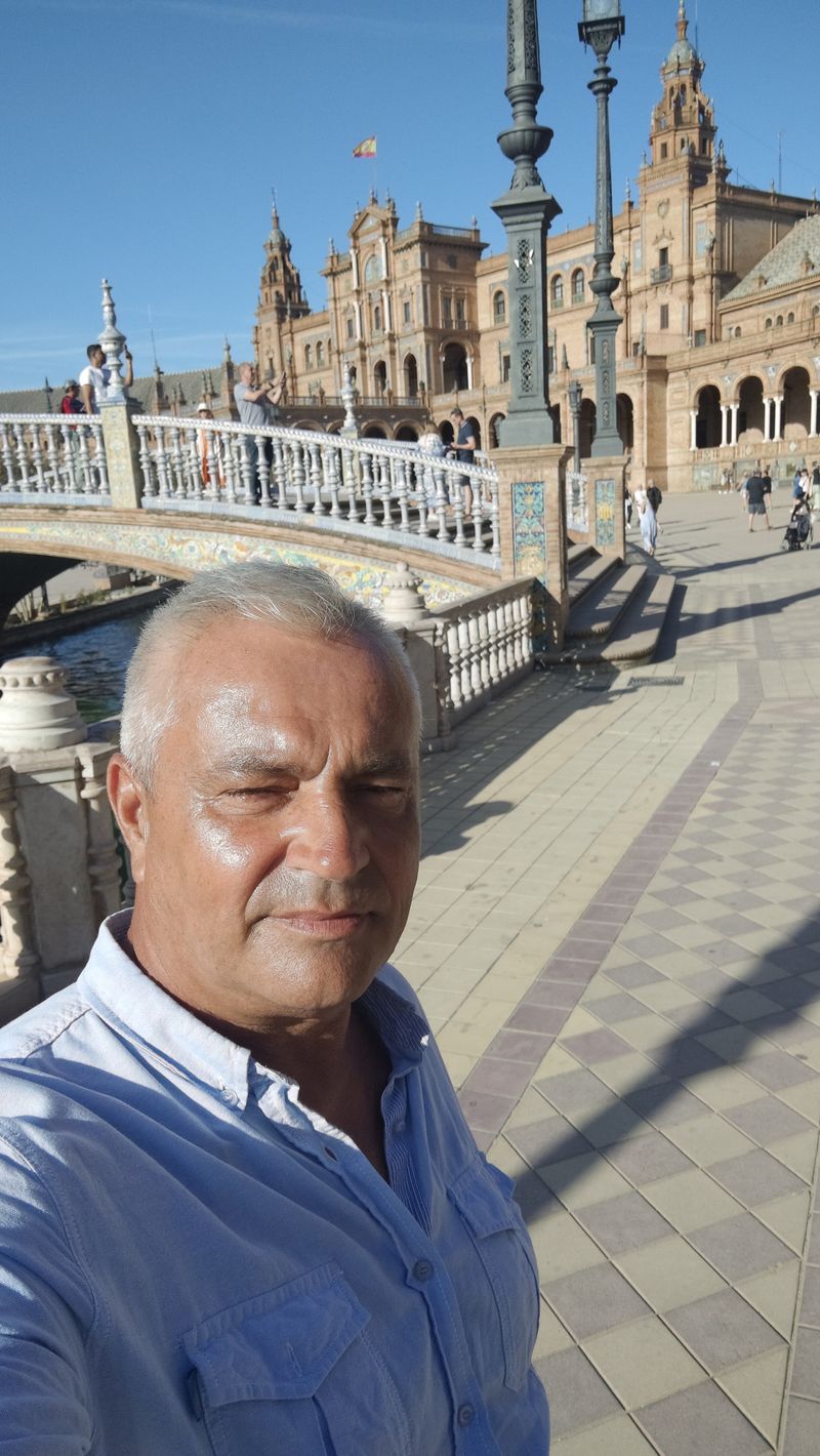 Ryszard, 63