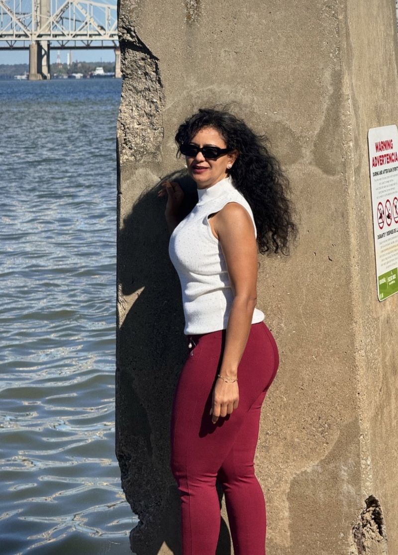 Susana, 45