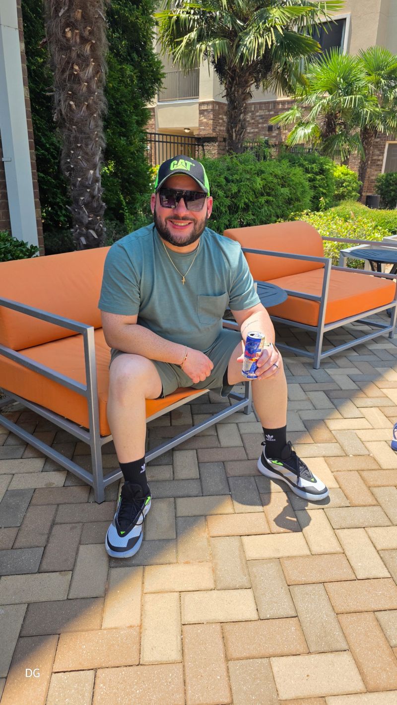 David Ig Dgattias, 40