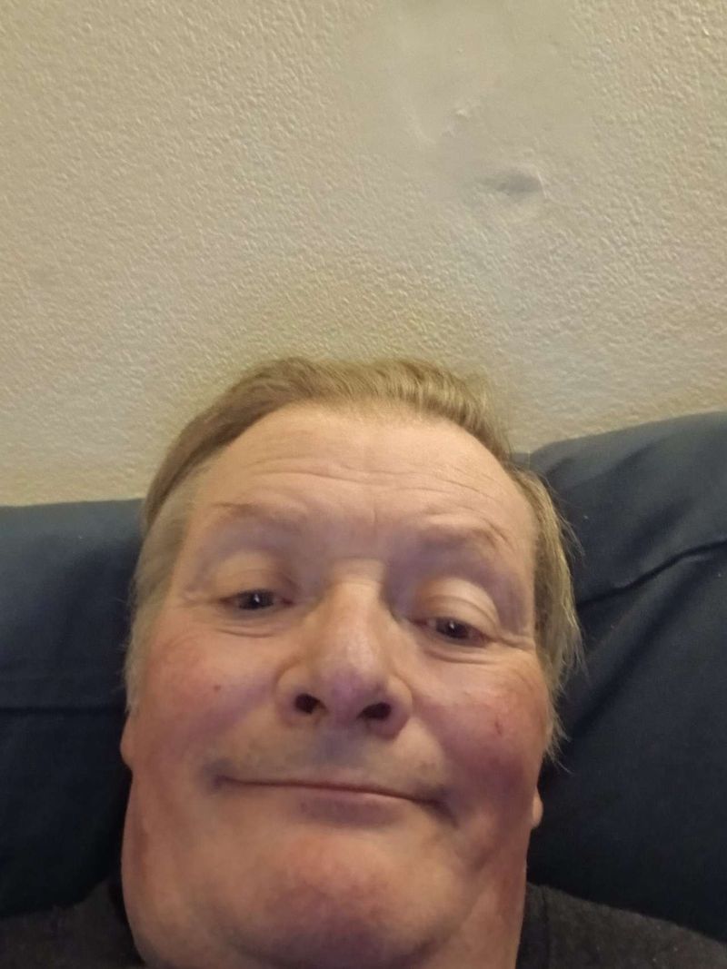Andy, 61