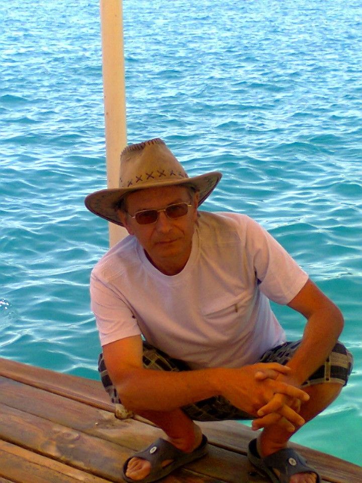 Андрей, 58