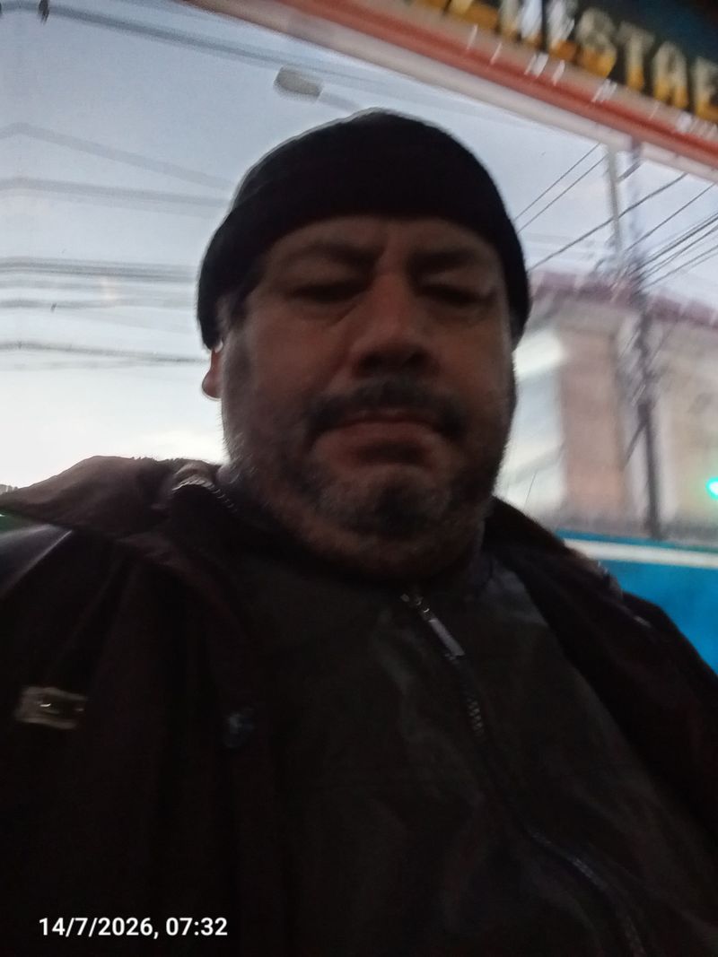 Robert, 50