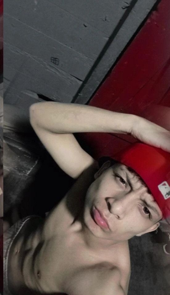 Ariel Velazquez, 19