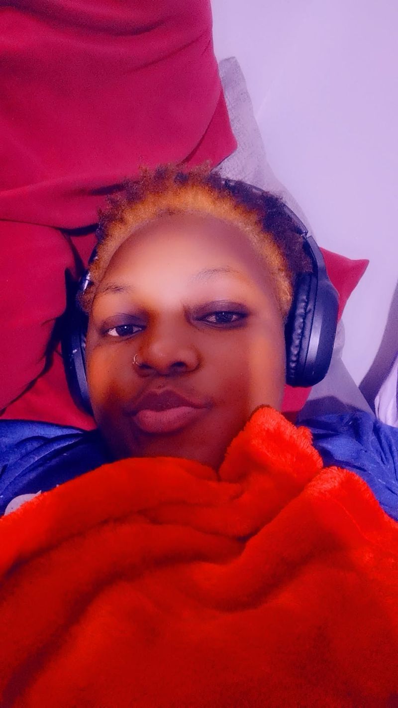 Brenda, 35