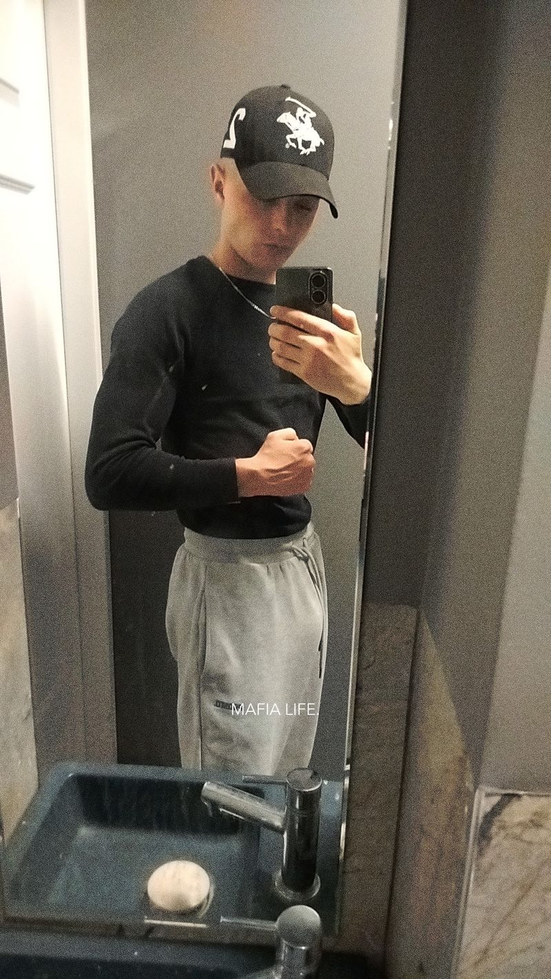 Dawid, 24