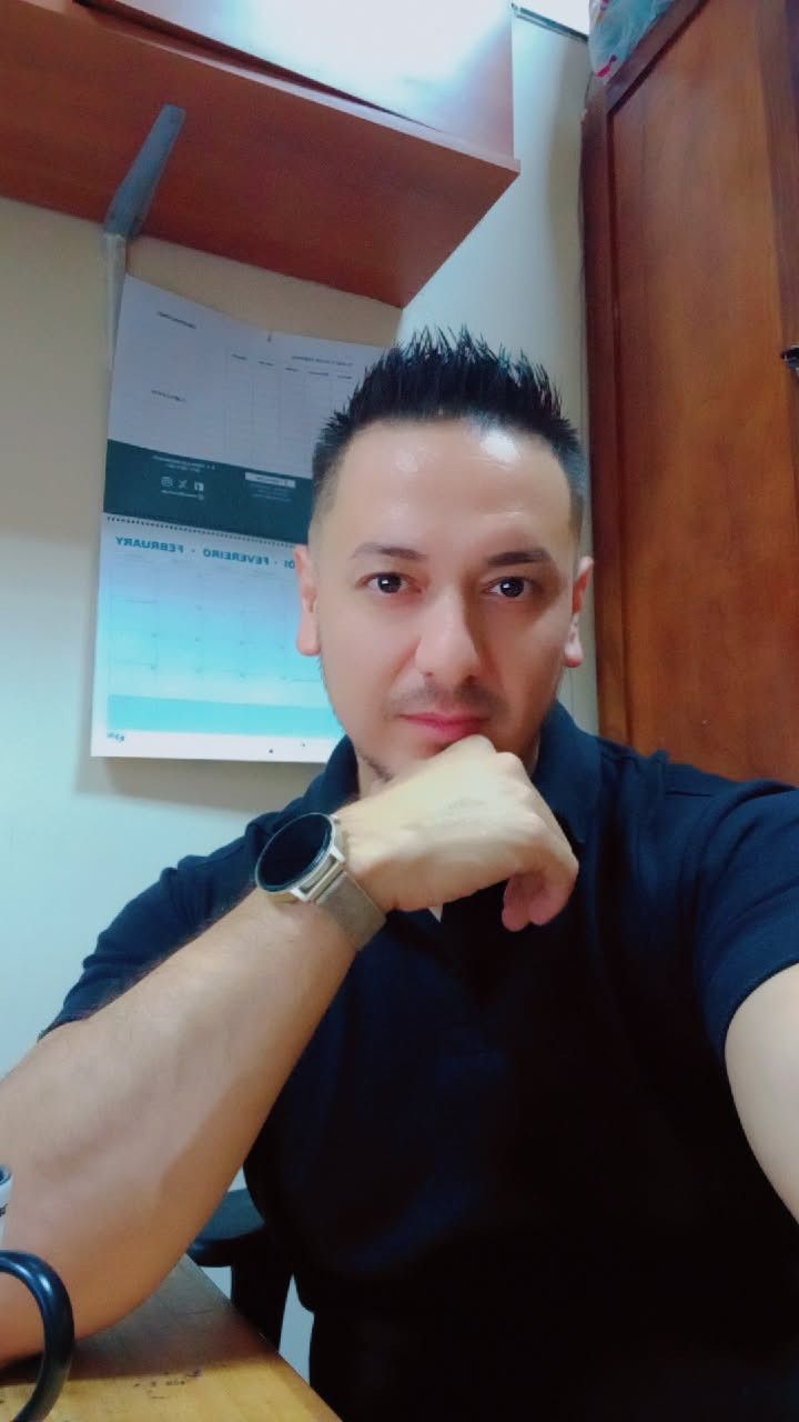 Pedro, 41