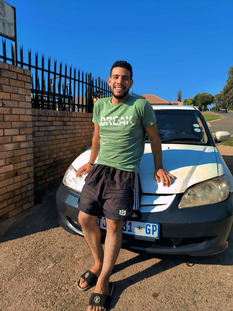Saad, 25