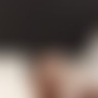 Emma, 32