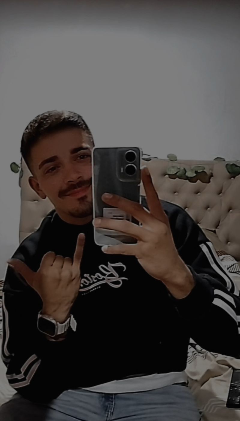 Nehuen, 27