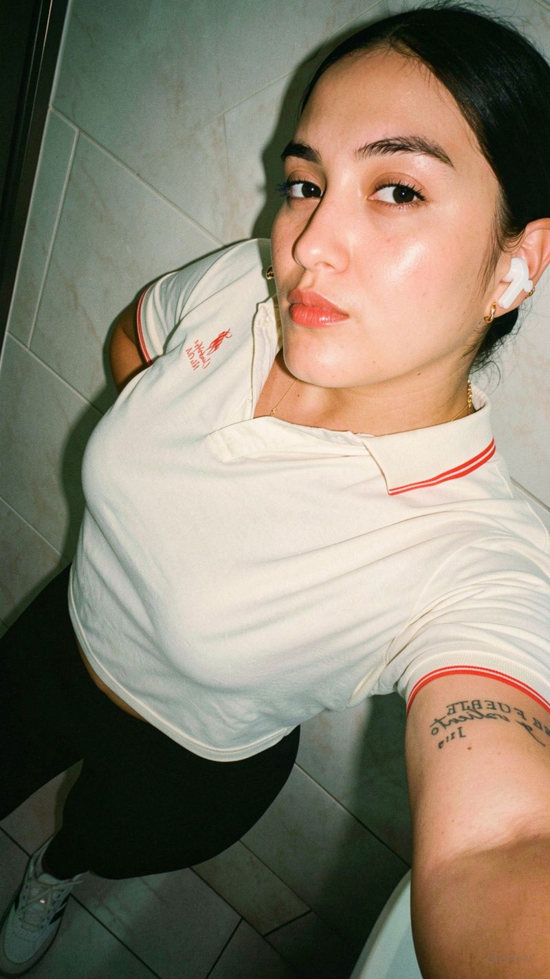 Grace, 29
