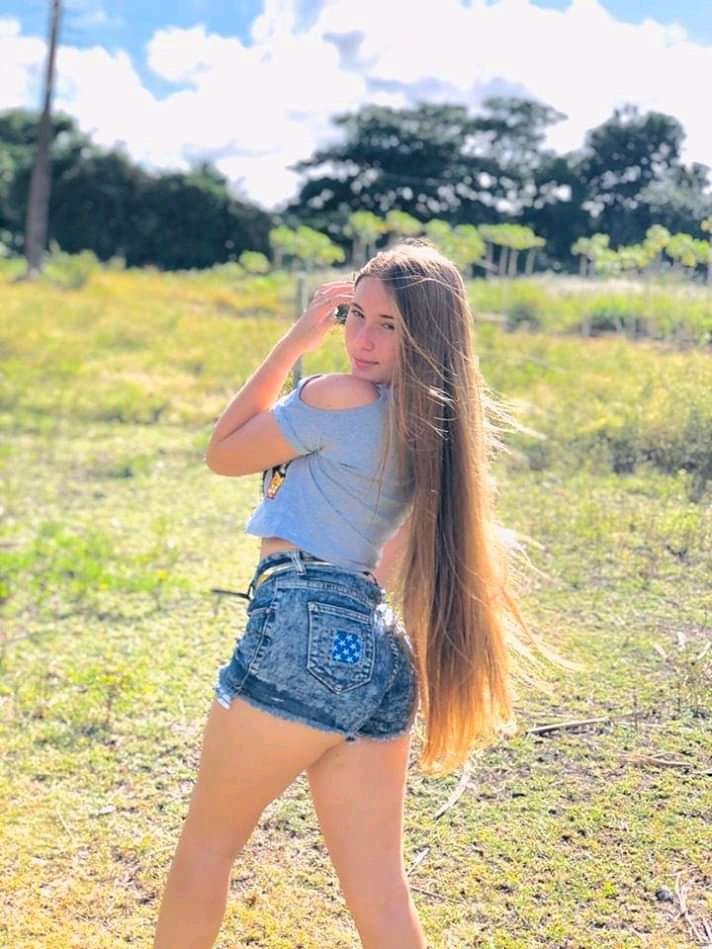 Rocio, 23