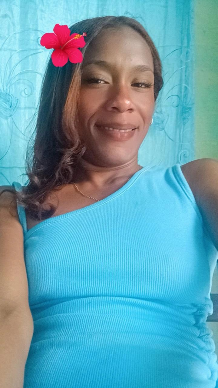 Sheyla, 26