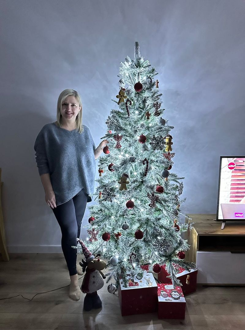 Liudmyla, 47
