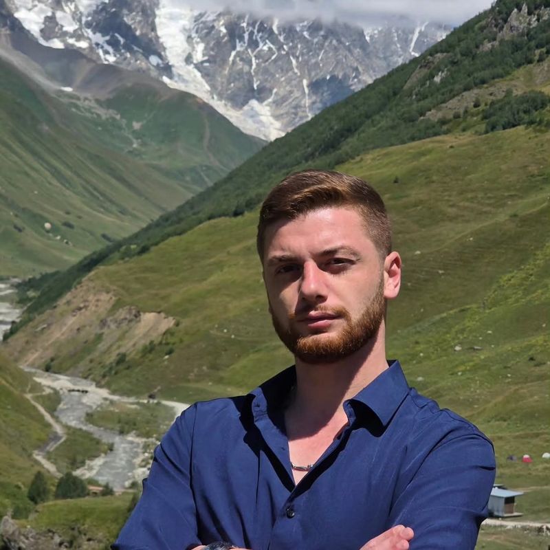 Tornike, 26
