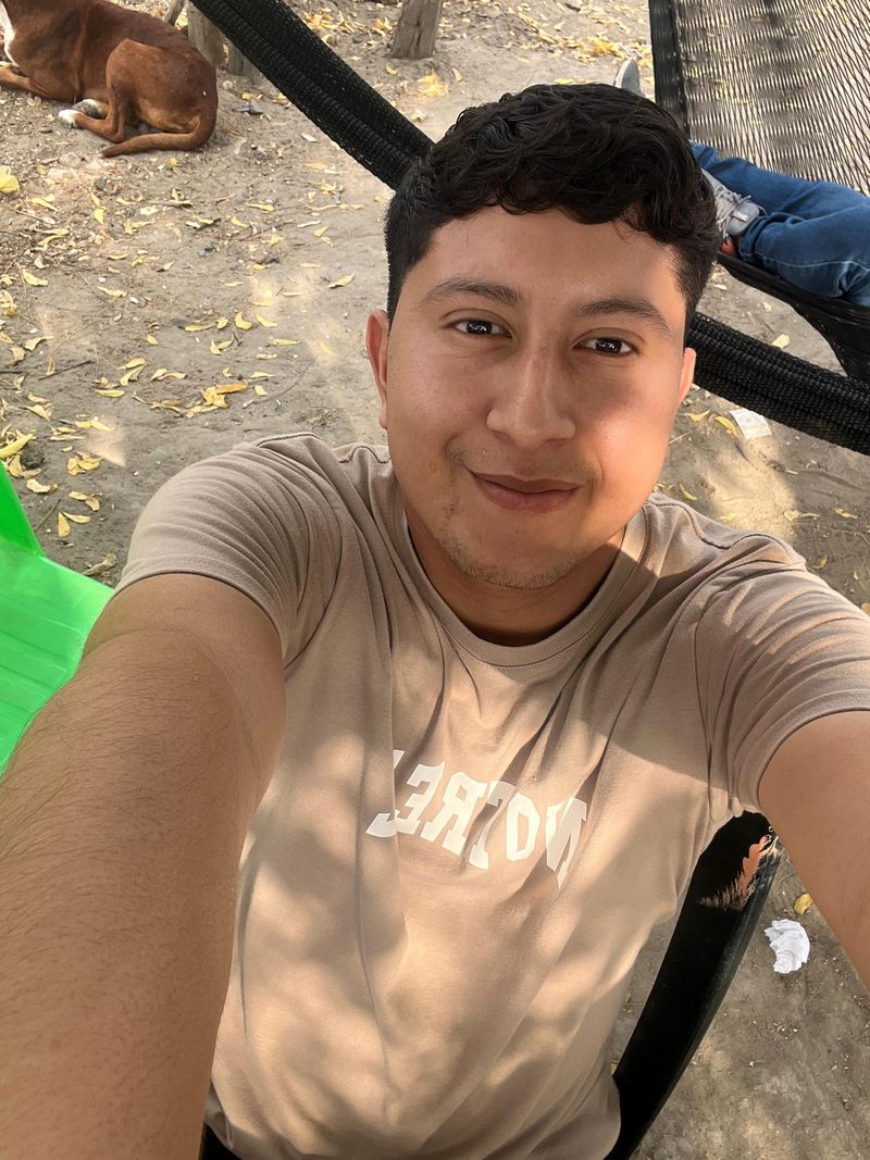 Steven, 23