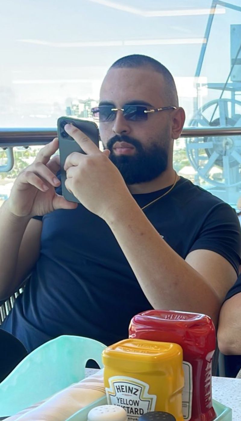 Giovanny, 30