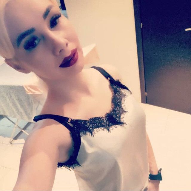 Miss Kristen, 34