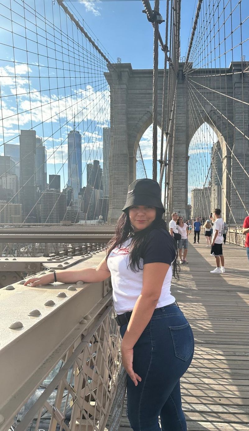 Rebeca, 26