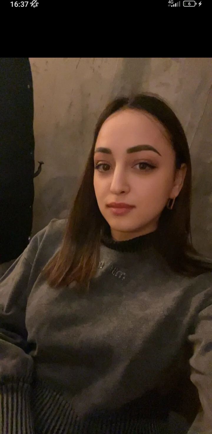 Зина, 28