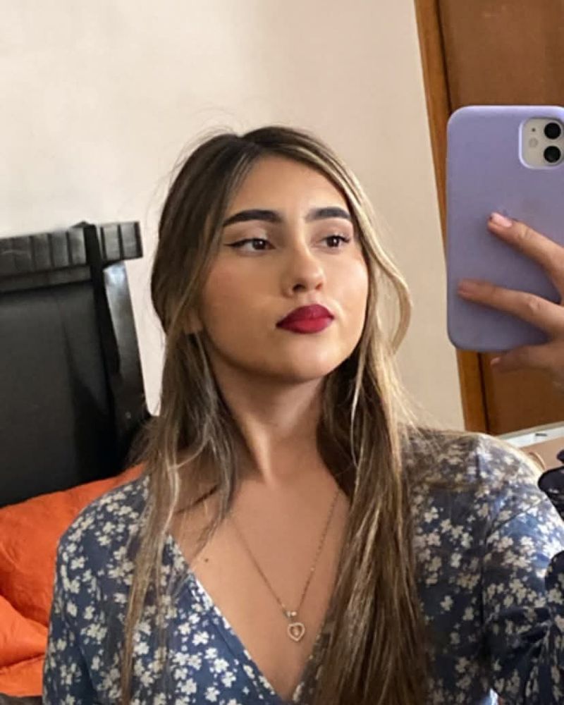 Naty Hel, 26