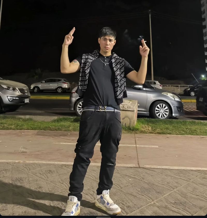 Seba, 21