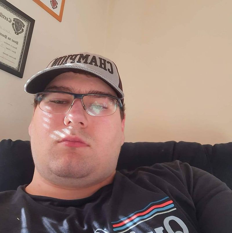 Kamil-antoine, 25