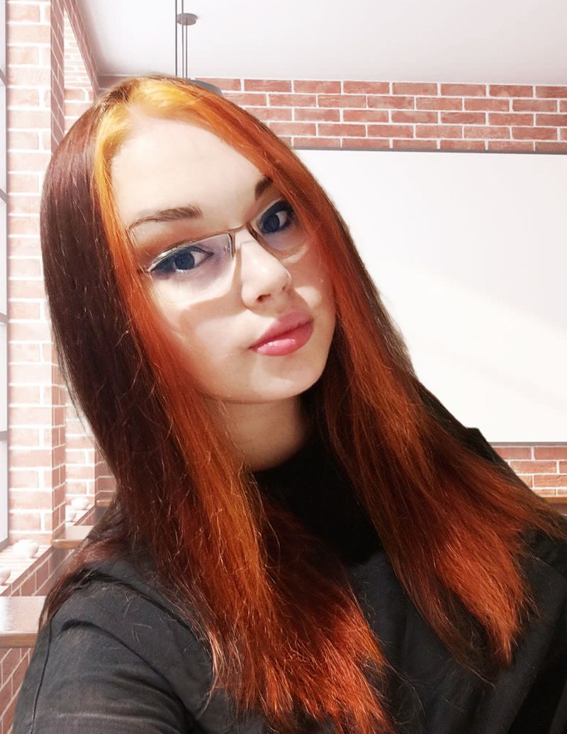 Nika, 25