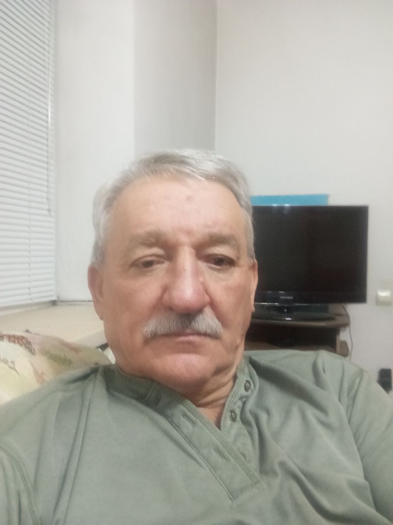 Юрий, 59