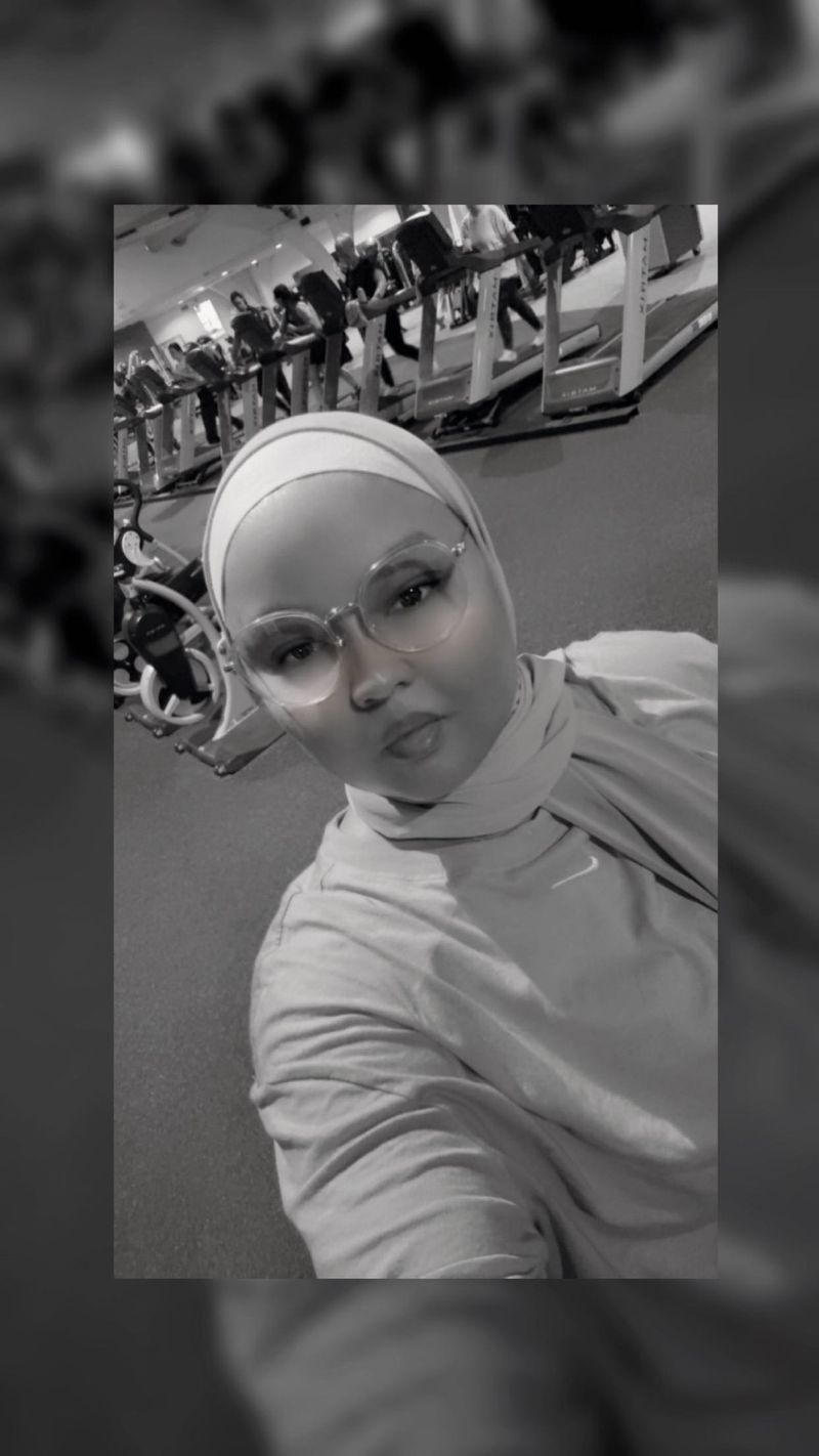 Farida, 45