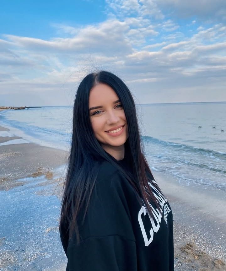 Надя, 29