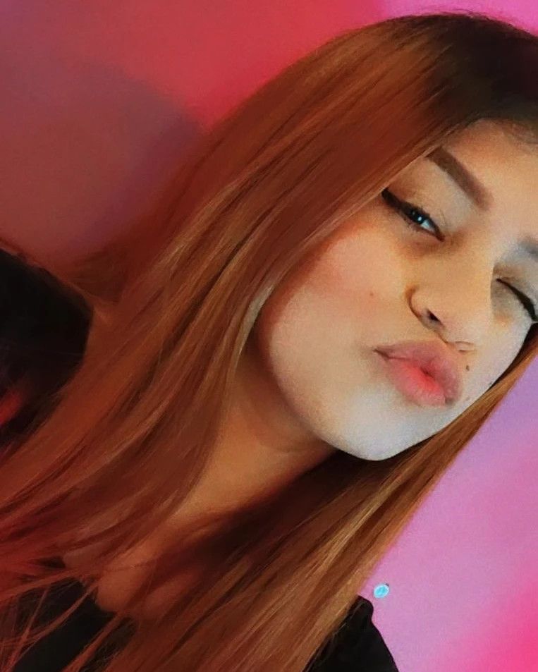 Romi, 25