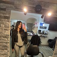 Ailen, 24