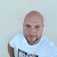 Jarek, 42